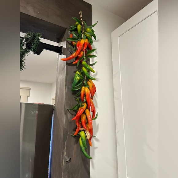 Hot pepper chili string plastic vintage - fake food - Picture 1 of 5